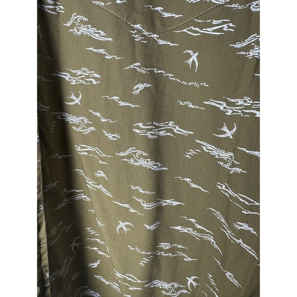 Sonoma Button-Down Shirt Men's XL Short Sleeve Kaki Green Birds & Waves - Picture 2 of 4